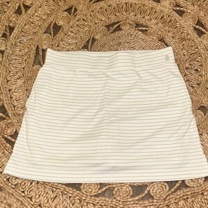 IZOD Golf Skort Womens White Striped Tennis Skirt Athletic Pickleball Skort